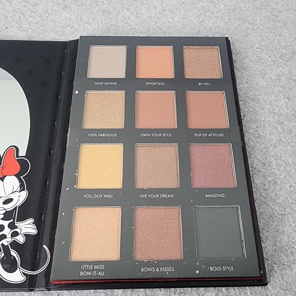 Disney Minnie Mouse 12 Color Eyeshadow Palette With Decorative Mirror - Picture 6 of 9